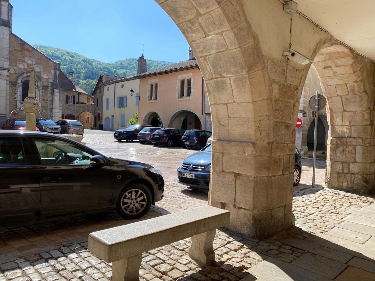 Logis Hotel Restaurant & Pizzeria Vuillot Cuiseaux Luaran gambar