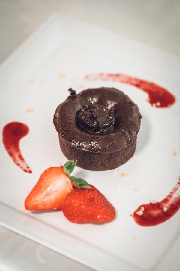 Logis Hotel Restaurant & Pizzeria Vuillot Cuiseaux Luaran gambar