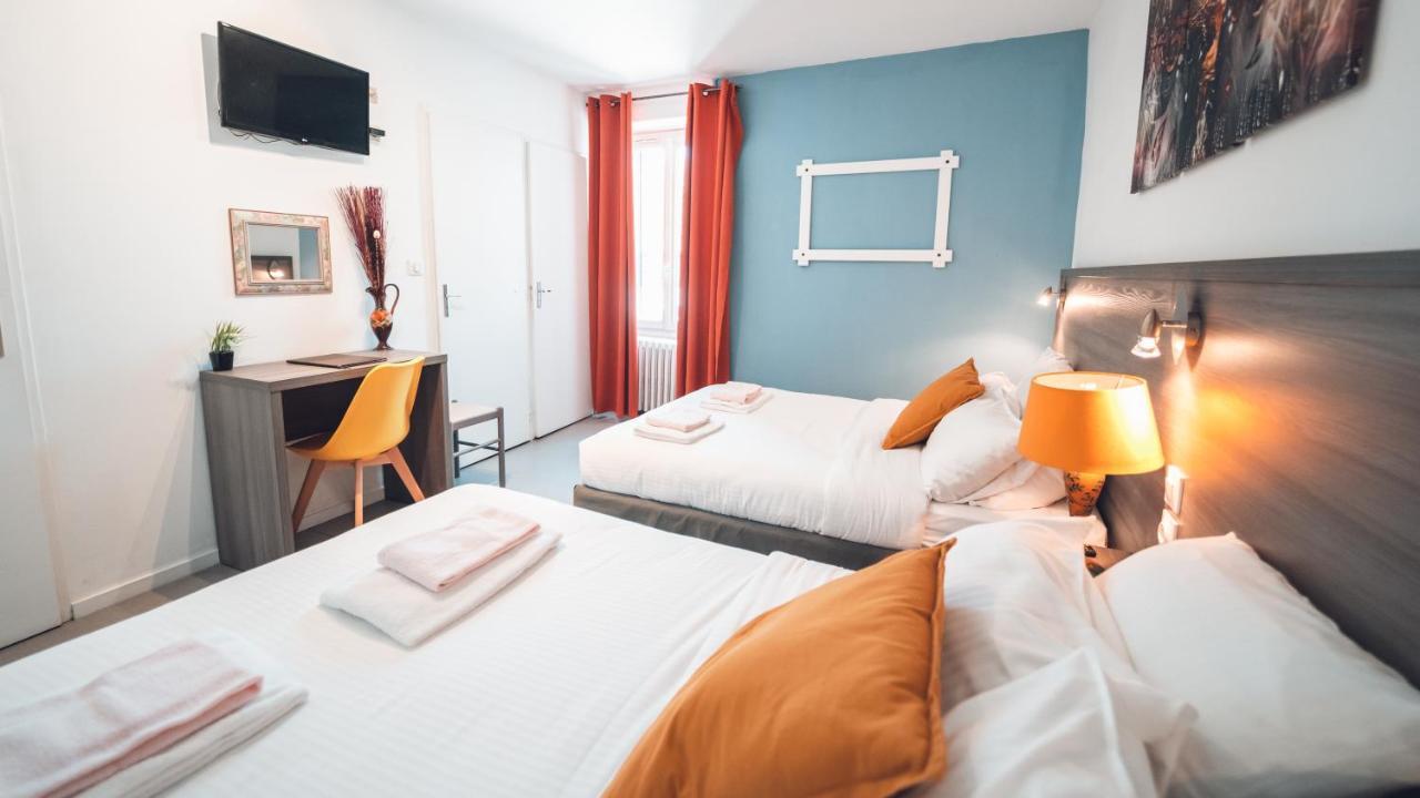 Logis Hotel Restaurant & Pizzeria Vuillot Cuiseaux Luaran gambar