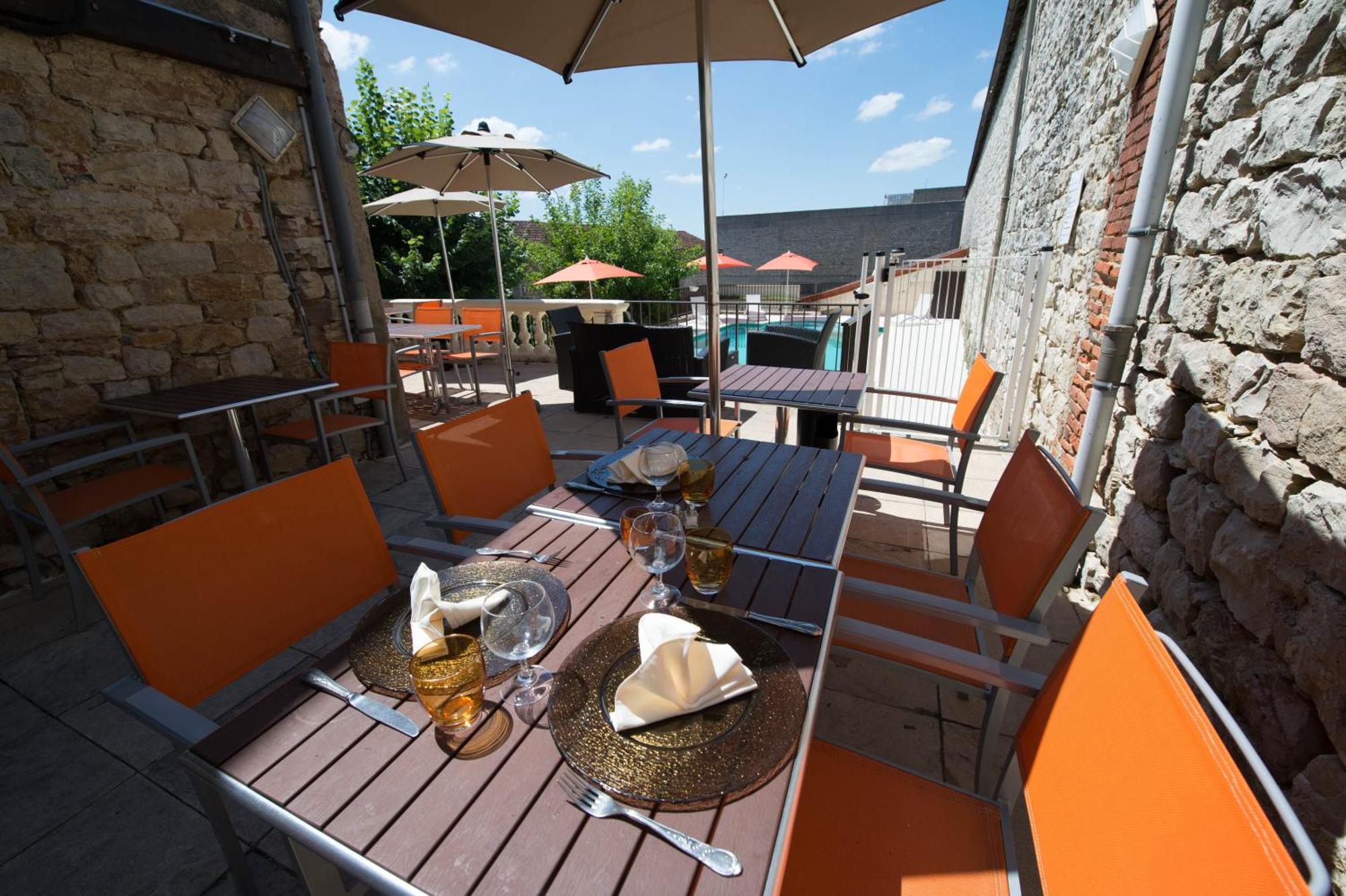 Logis Hotel Restaurant & Pizzeria Vuillot Cuiseaux Luaran gambar