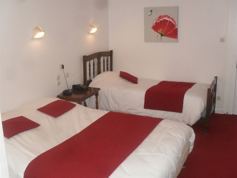 Logis Hotel Restaurant & Pizzeria Vuillot Cuiseaux Luaran gambar