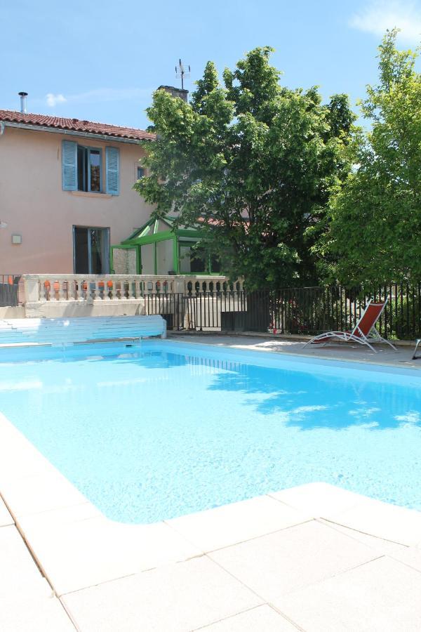 Logis Hotel Restaurant & Pizzeria Vuillot Cuiseaux Luaran gambar
