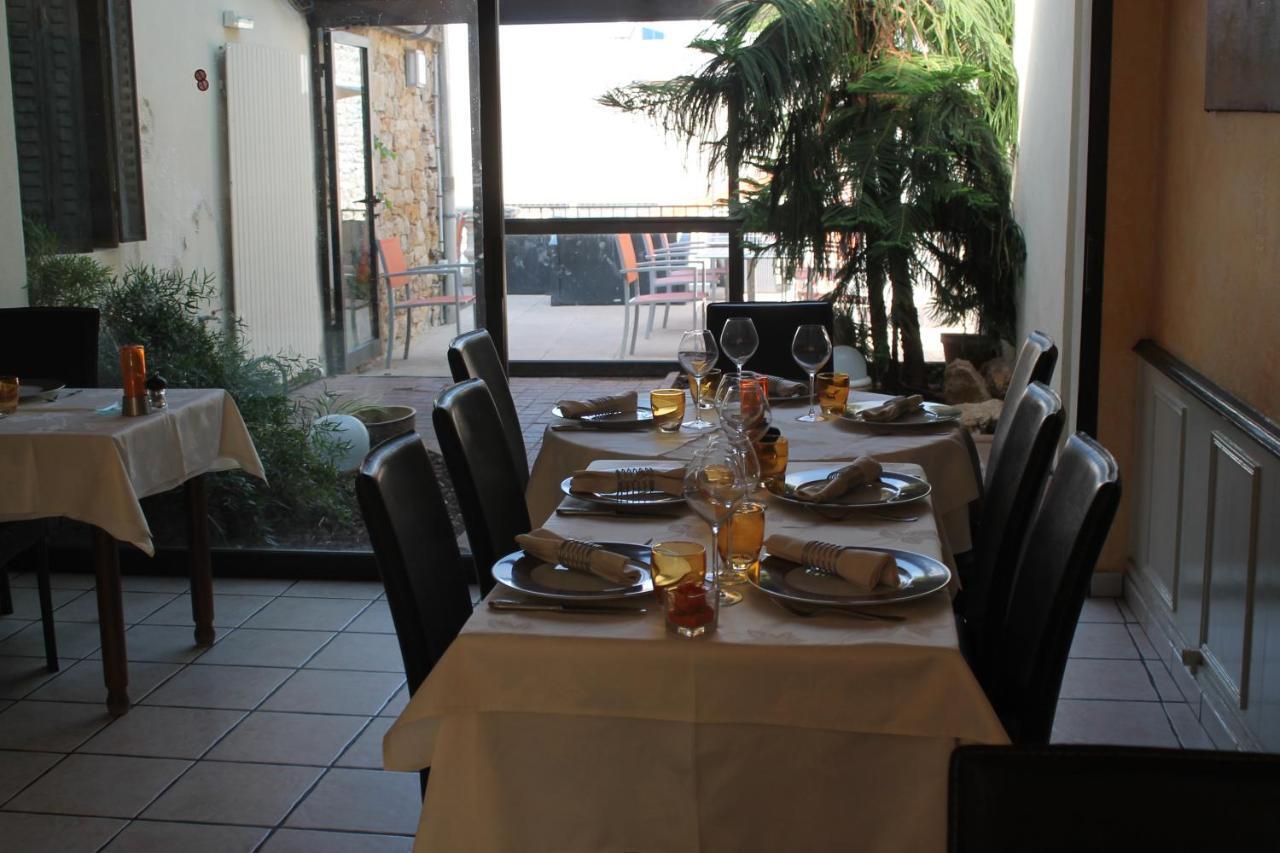 Logis Hotel Restaurant & Pizzeria Vuillot Cuiseaux Luaran gambar