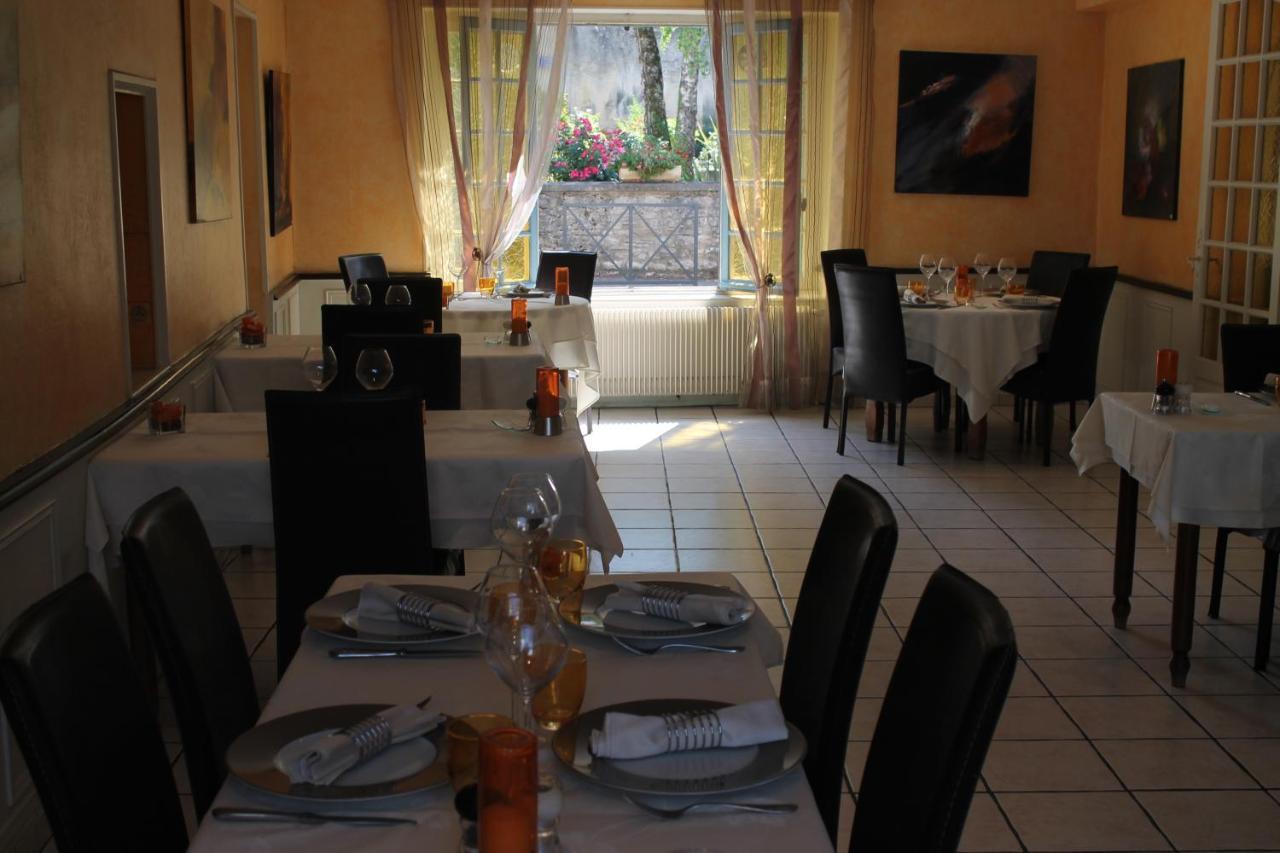 Logis Hotel Restaurant & Pizzeria Vuillot Cuiseaux Luaran gambar